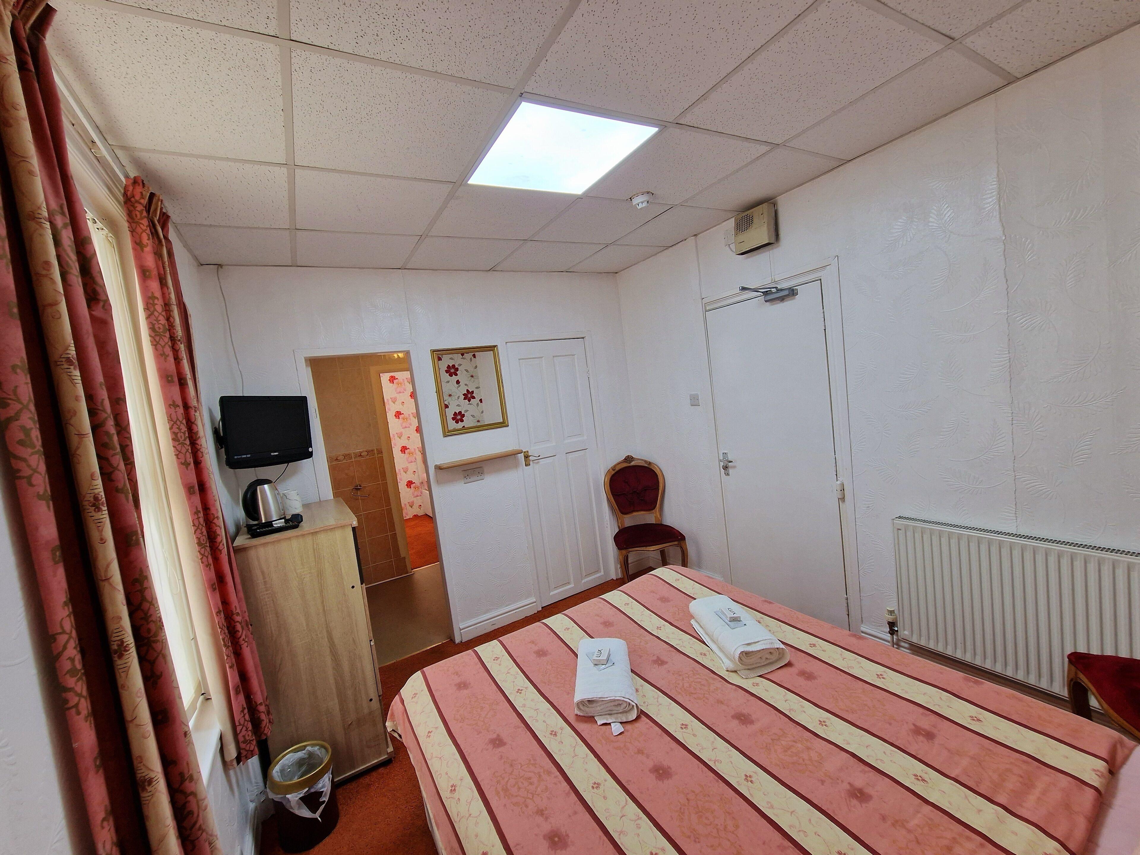 The Albany Hotel — Photos 1